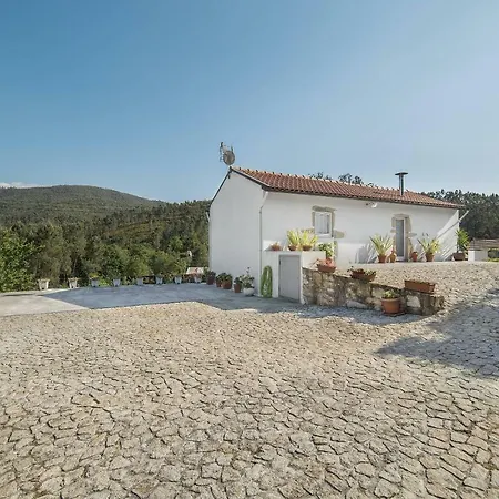 Casa Do Porto Carreiro אוליביירה דה אזמיס