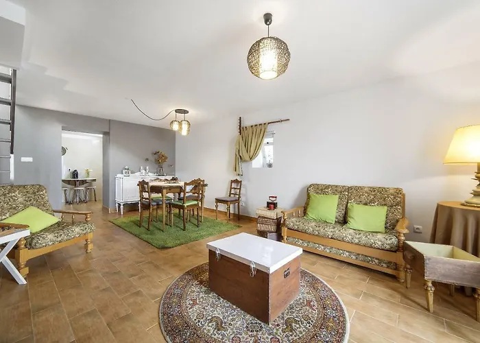 Casa Do Porto Carreiro * 올리베이라데아제메이스